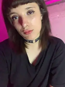 xlucifer13 online show from 12/04/25, 04:44