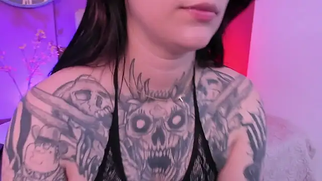 mia jagger online show from 02/10/26, 07:18