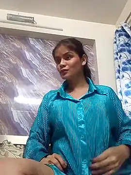 Snapshot of Sexybaby_girl1 chatting on 10/28/25, 05:04 Sexybaby girl1 online show from 10/28/25, 05:04