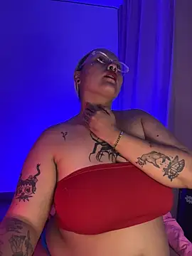 pinkbaddie777 online show from 02/01/26, 03:27