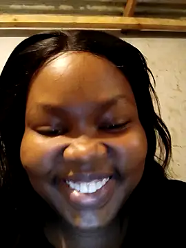 3bigcuteness online show from 11/10/25, 01:54