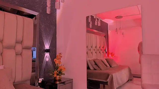  Sofiewild  online show from 03/13/26, 07:42