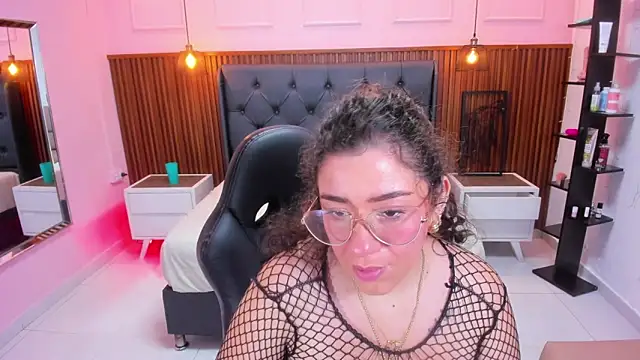 OSNAKELLER online show from 11/16/25, 02:39