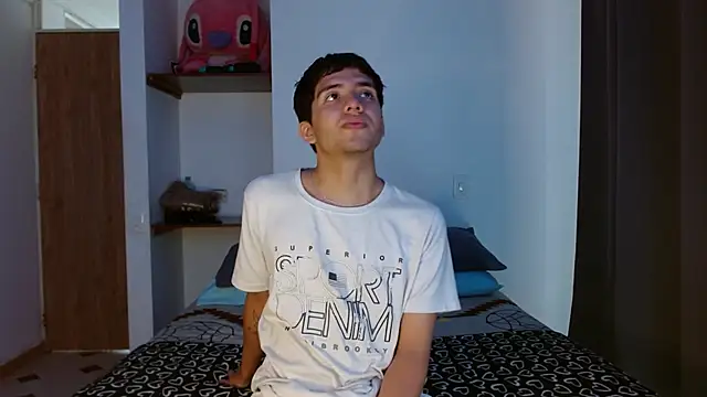 Snapshot of steven_king_55 chatting on 10/28/25, 12:52 steven king 55 online show from 10/28/25, 12:52