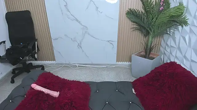 Snapshot of Samantharoseee_ chatting on 11/26/25, 02:34 Samantharoseee online show from 11/26/25, 02:34