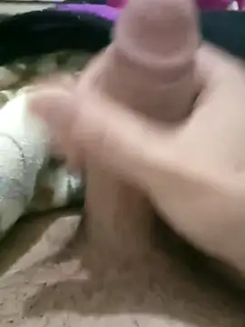 Snapshot of Fa7l1995 chatting on 10/28/25, 10:23 Fa7l1995 online show from 10/28/25, 10:23