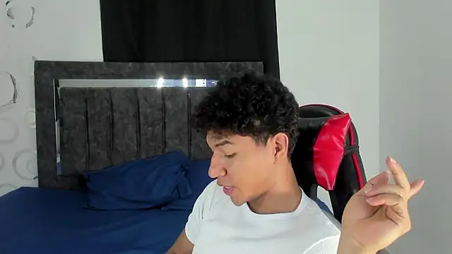 Maximiliano Khalil online show from 02/28/26, 07:26