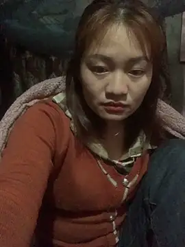 Snapshot of -Nathann- chatting on 02/14/26, 06:32 -Nathann- online show from 02/14/26, 06:32