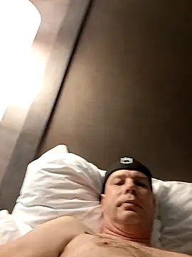 coupleinhotel online show from 11/08/25, 09:24