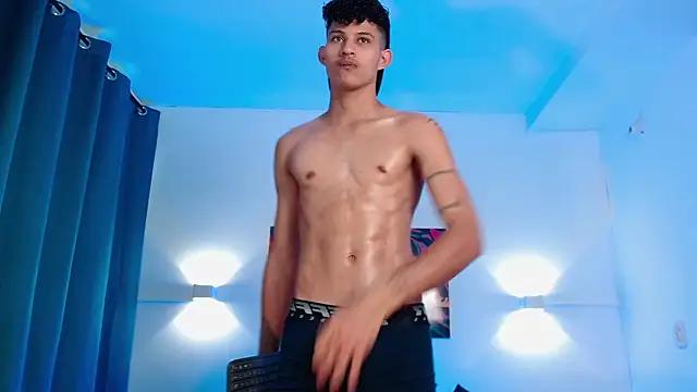 KamiSuarez online show from 01/15/26, 07:39