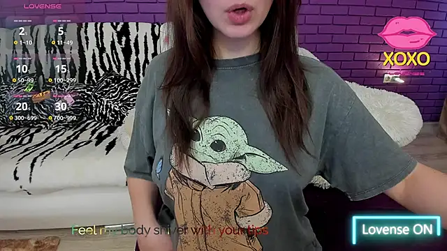 GlowMimi online show from 04/11/26, 01:15