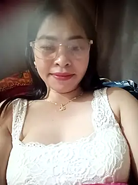 Bamboo-niee123 online show from 12/13/25, 07:53