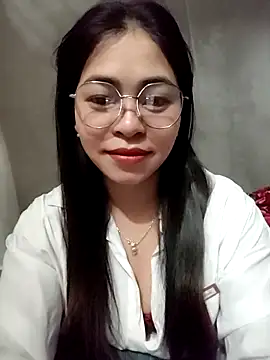 Bamboo-niee123 online show from 03/15/26, 11:00