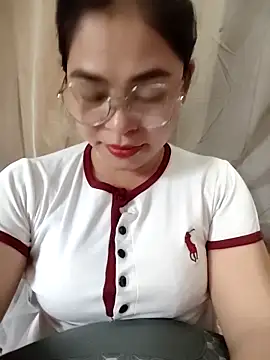 Bamboo-niee123 online show from 04/03/26, 09:18