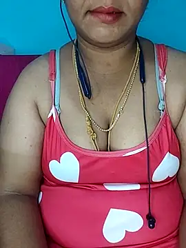 deepikasree143 online show from 10/29/25, 07:15