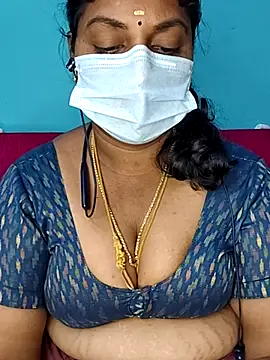 deepikasree143 online show from 11/02/25, 08:33