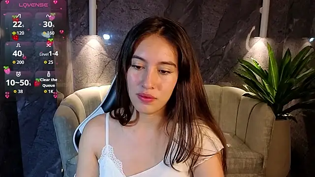 Nikka Tx online show from 04/13/26, 12:43