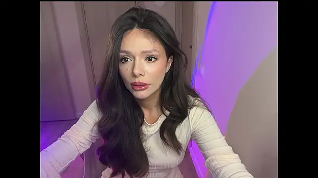 Snapshot of Lisa_Graham chatting on 12/20/25, 04:19 Lisa Graham online show from 12/20/25, 04:19