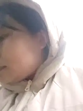 Snapshot of yoyo-mi chatting on 12/02/25, 10:20 yoyo-mi online show from 12/02/25, 10:20