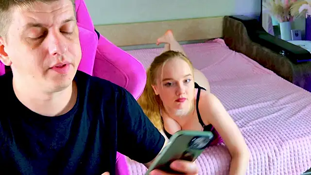 Shawty Mia online show from 03/18/26, 01:03