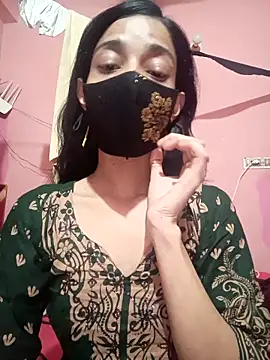 Snapshot of Green_LaDY66 chatting on 05/15/26, 05:31 Green LaDY66 online show from 05/15/26, 05:31