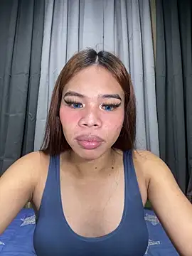 kierra fox online show from 11/10/25, 05:45