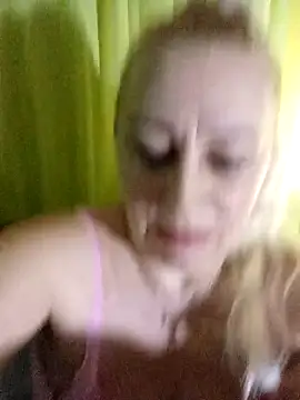 Esenia505 online show from 02/18/26, 04:30