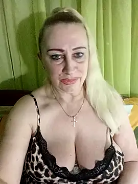 Esenia505 online show from 04/21/26, 02:56