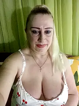 Esenia505 online show from 04/22/26, 02:58