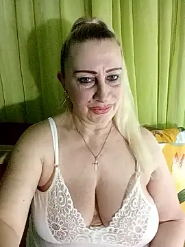 Esenia505 online show from 04/22/26, 03:02