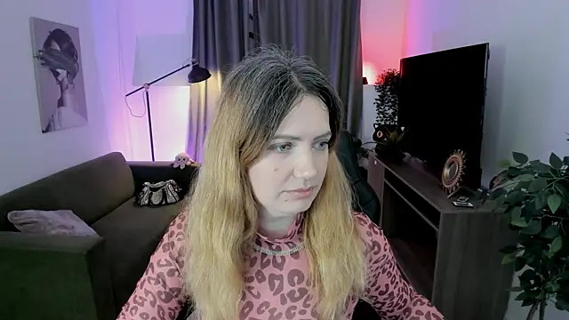 Snapshot of AleksaLaurent chatting on 10/30/25, 06:04 AleksaLaurent online show from 10/30/25, 06:04