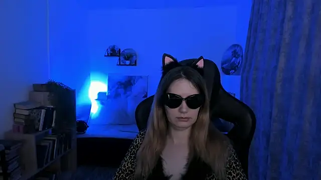 AleksaLaurent online show from 11/29/25, 08:39