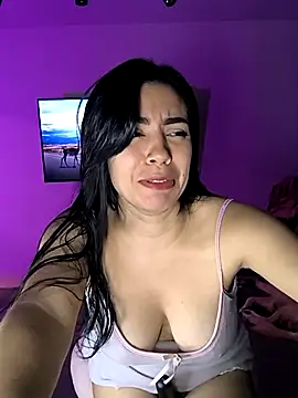 Sara-215 online show from 12/05/25, 12:41