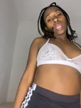 milarain online show from 04/25/26, 12:13