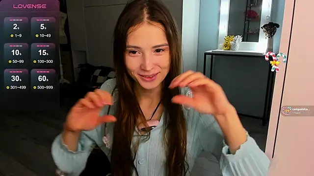 Hana Flo  online show from 12/18/25, 02:12