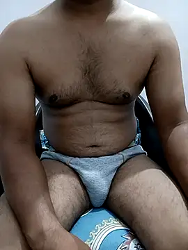 Snapshot of Nikhil_Luv chatting on 10/28/25, 04:53 Nikhil Luv online show from 10/28/25, 04:53