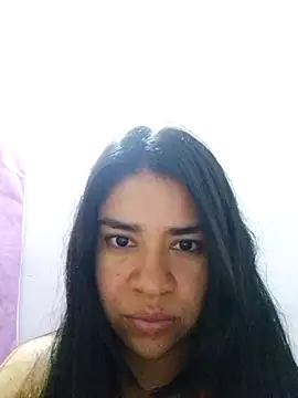 Snapshot of AlayaMore chatting on 11/01/25, 02:35 AlayaMore online show from 11/01/25, 02:35