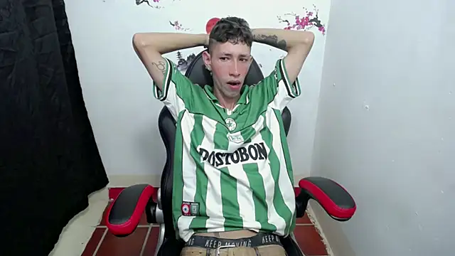 The latin boy online show from 11/03/25, 01:34