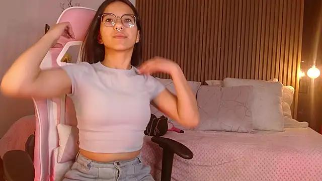 Skay bluee online show from 11/18/25, 12:31