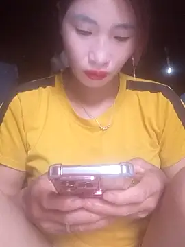 Snapshot of HGiasexy69 chatting on 06/18/26, 02:01 HGiasexy69 online show from 06/18/26, 02:01