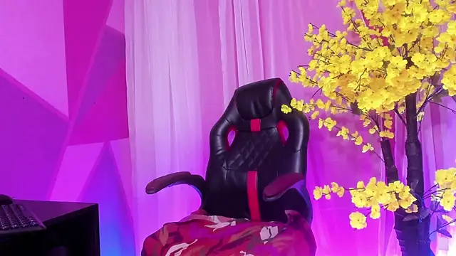 NovaNight  online show from 01/08/26, 11:45