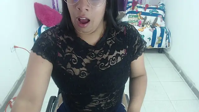 Alanafire online show from 11/18/25, 02:32