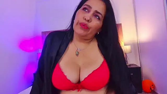 NoaMilf  online show from 11/05/25, 07:47