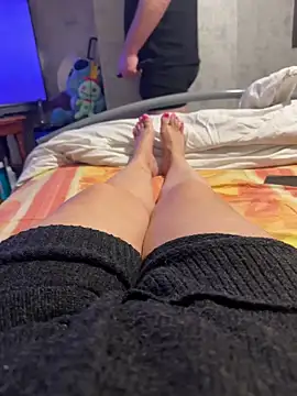 Snapshot of Lylyetcedric chatting on 01/05/26, 10:13 Lylyetcedric online show from 01/05/26, 10:13