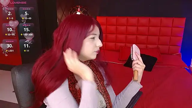 Snapshot of Lilaaa_1 chatting on 11/05/25, 08:31 Lilaaa 1 online show from 11/05/25, 08:31