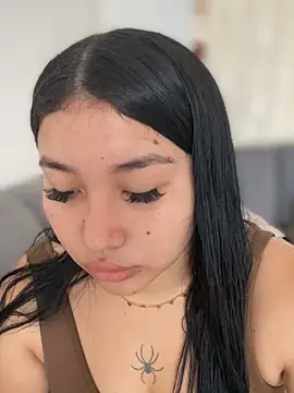 Vickybon online show from 11/28/25, 03:04