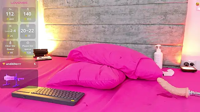 Snapshot of dulce_gatita69 chatting on 02/26/26, 03:55 dulce gatita69 online show from 02/26/26, 03:55