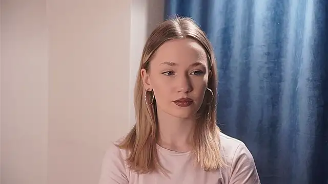 Snapshot of GaryKanney chatting on 10/29/25, 04:48 GaryKanney online show from 10/29/25, 04:48