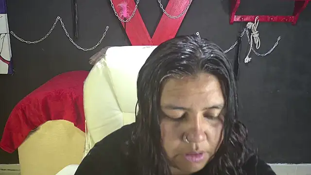 serenamystsh online show from 11/21/25, 11:47