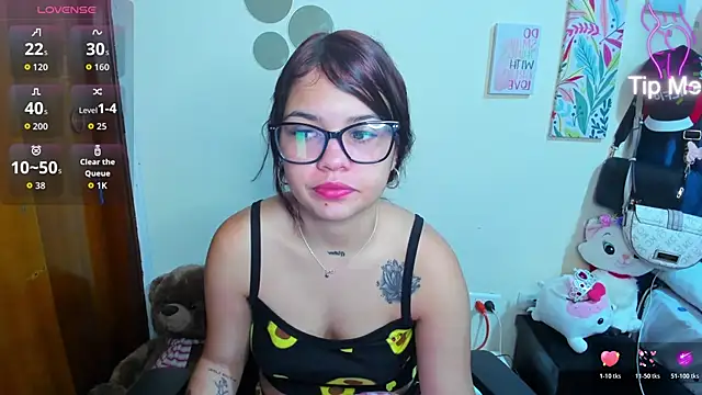 Emma boo online show from 11/30/25, 03:05